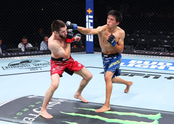 Азат Максум