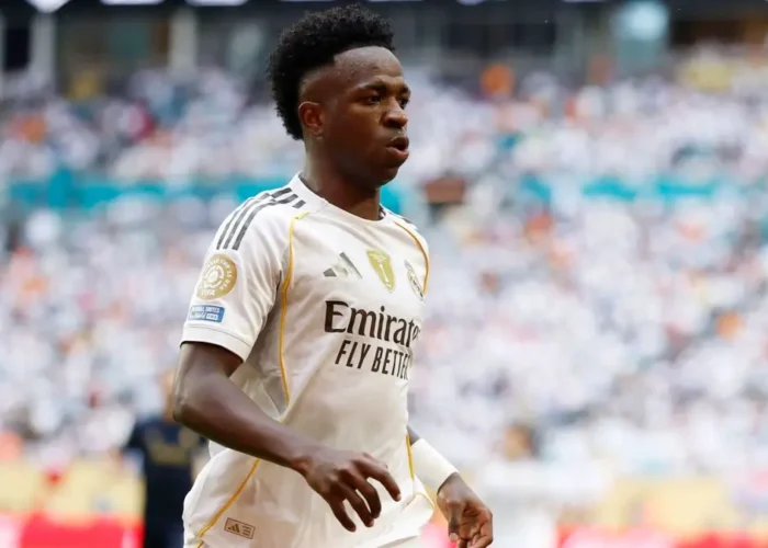 Винисиус Жуниор