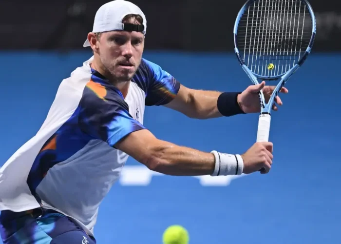 Джеймс Дакворт