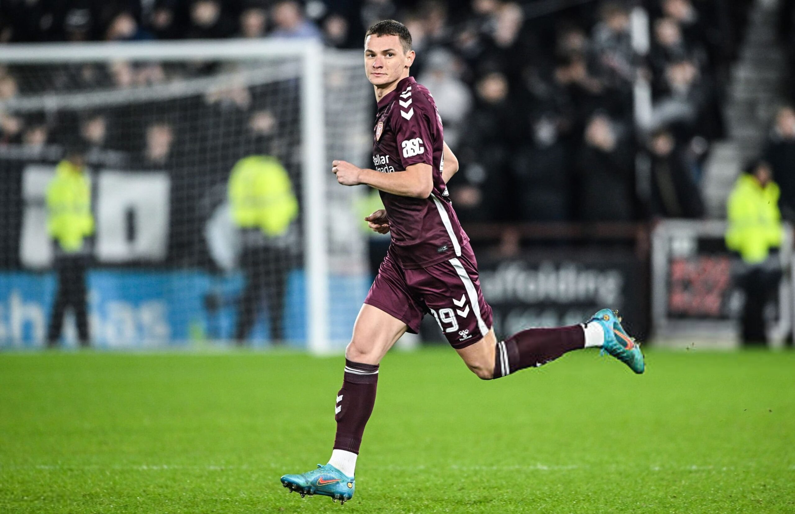 Ислам Чесноков