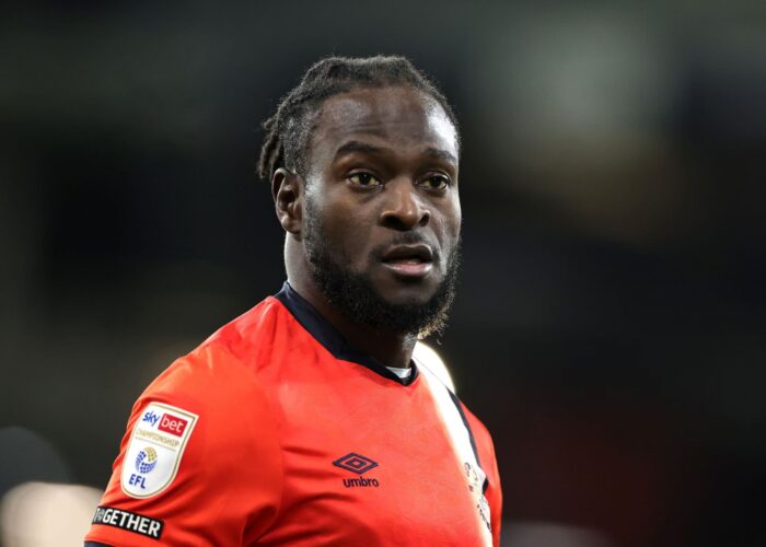 Виктор Мозес