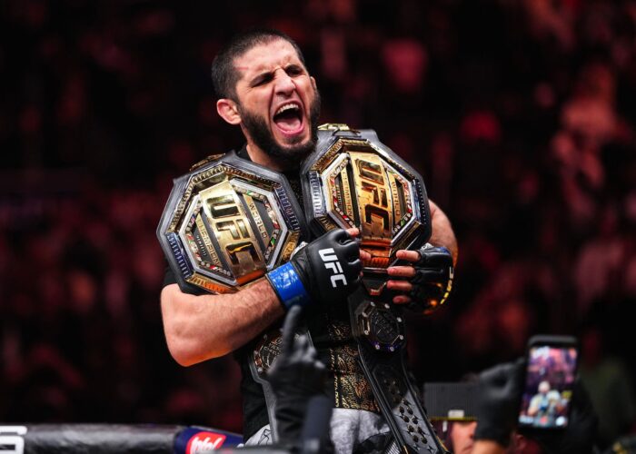 Ислам Махачев